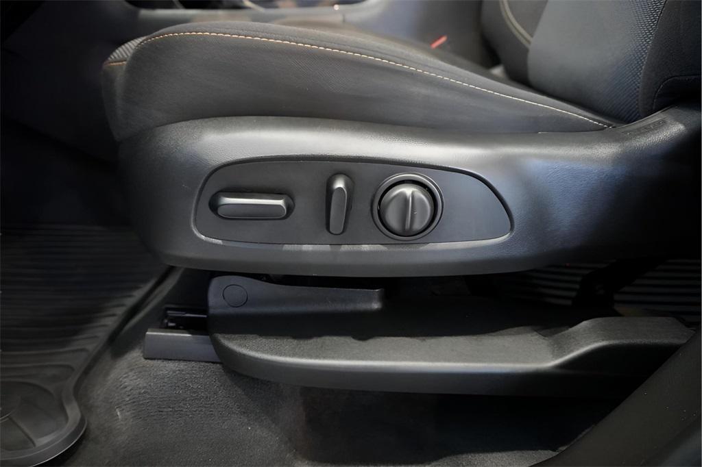used 2020 Chevrolet Traverse car, priced at $25,546