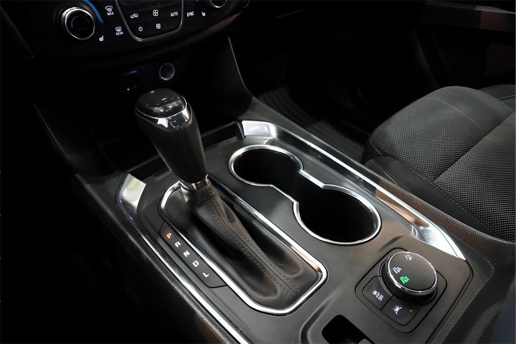 used 2020 Chevrolet Traverse car, priced at $25,546