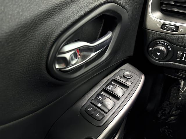 used 2019 Jeep Cherokee car, priced at $15,870