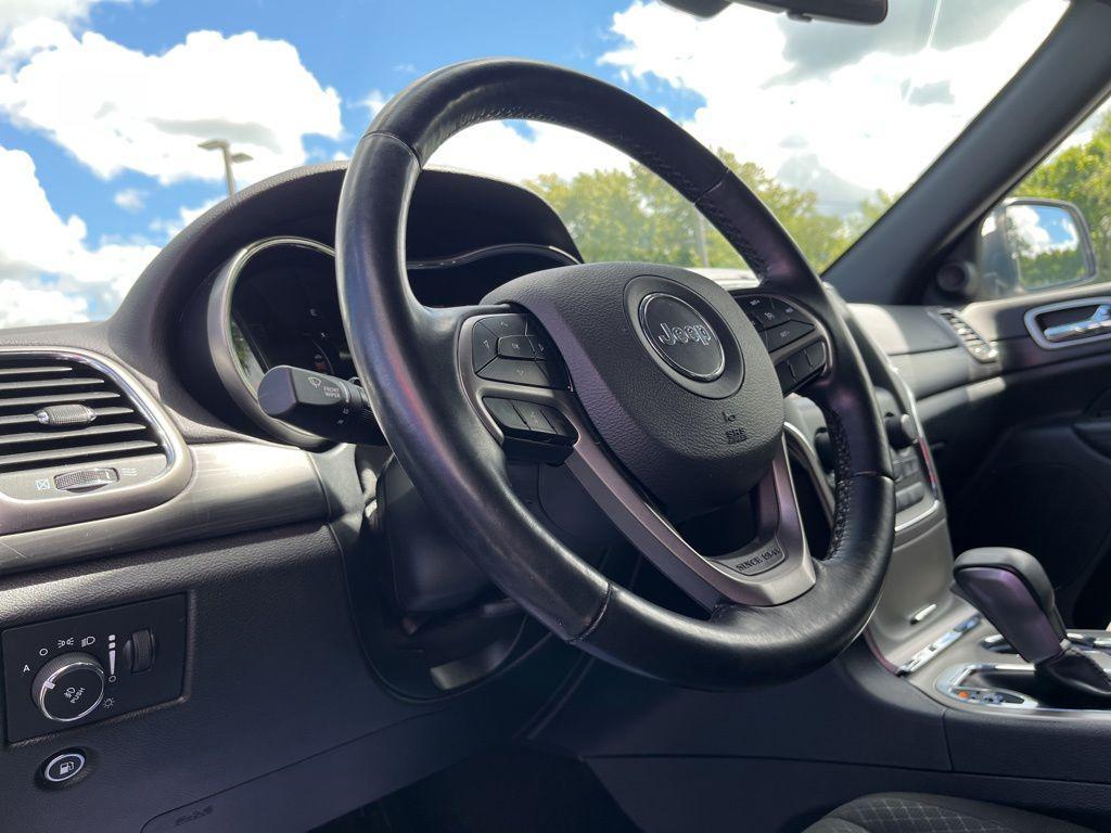 used 2021 Jeep Grand Cherokee car, priced at $25,326