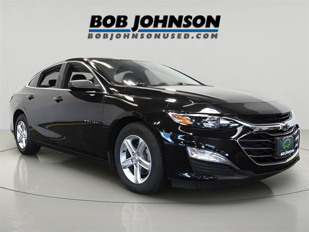 used 2022 Chevrolet Malibu car, priced at $18,200