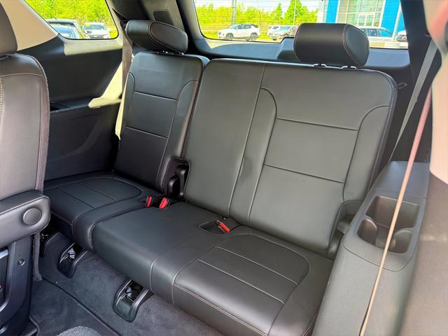 used 2020 Chevrolet Traverse car, priced at $24,999