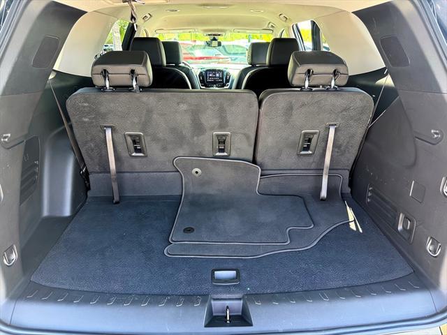 used 2020 Chevrolet Traverse car, priced at $24,999