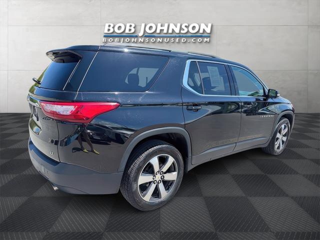 used 2020 Chevrolet Traverse car, priced at $24,999