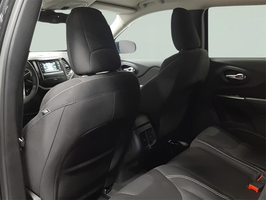 used 2015 Jeep Cherokee car, priced at $12,990