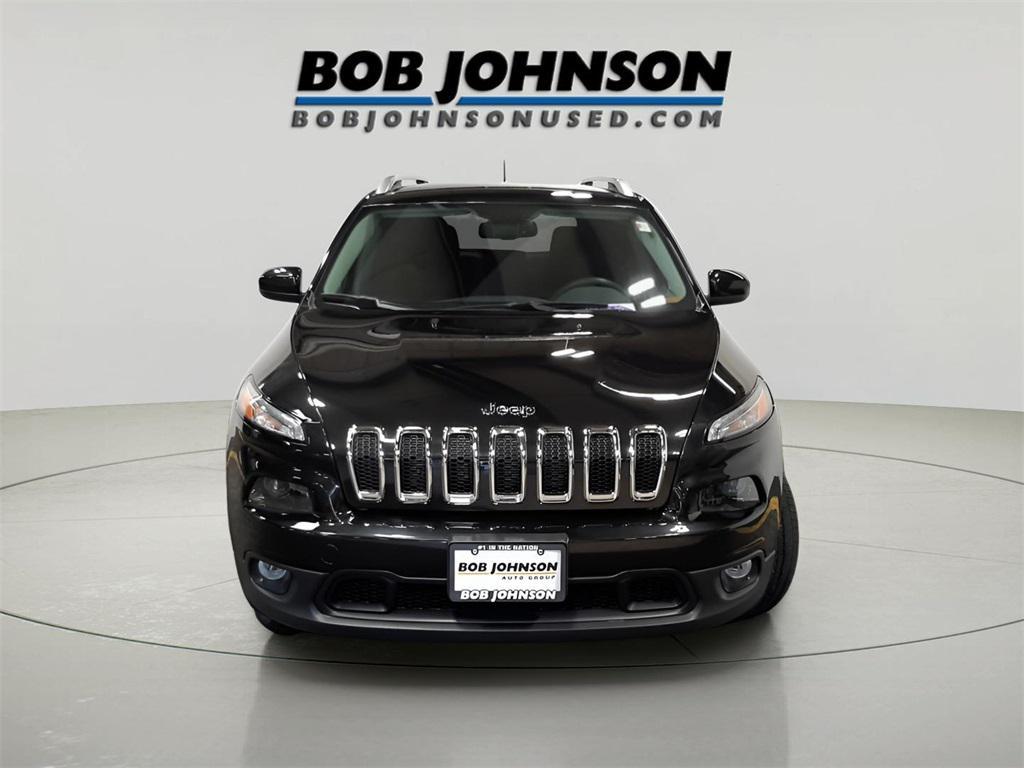 used 2015 Jeep Cherokee car, priced at $12,990