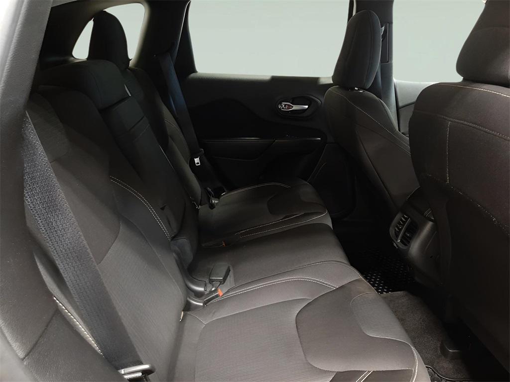 used 2015 Jeep Cherokee car, priced at $12,990
