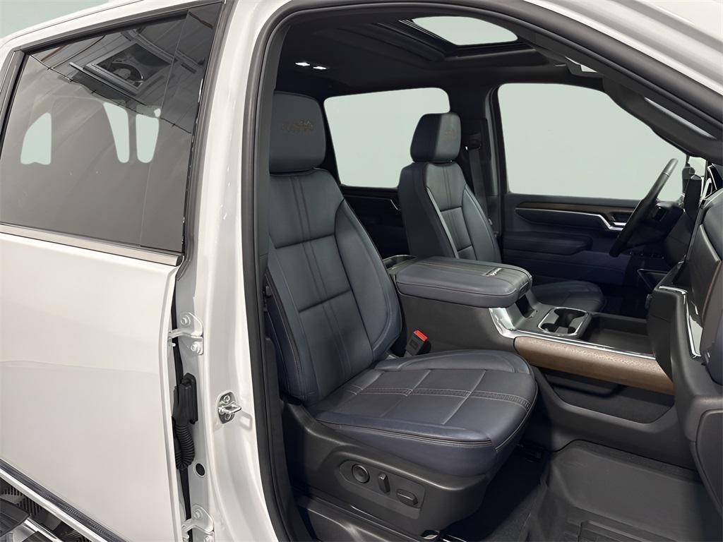 used 2025 Chevrolet Silverado 2500 car, priced at $76,547