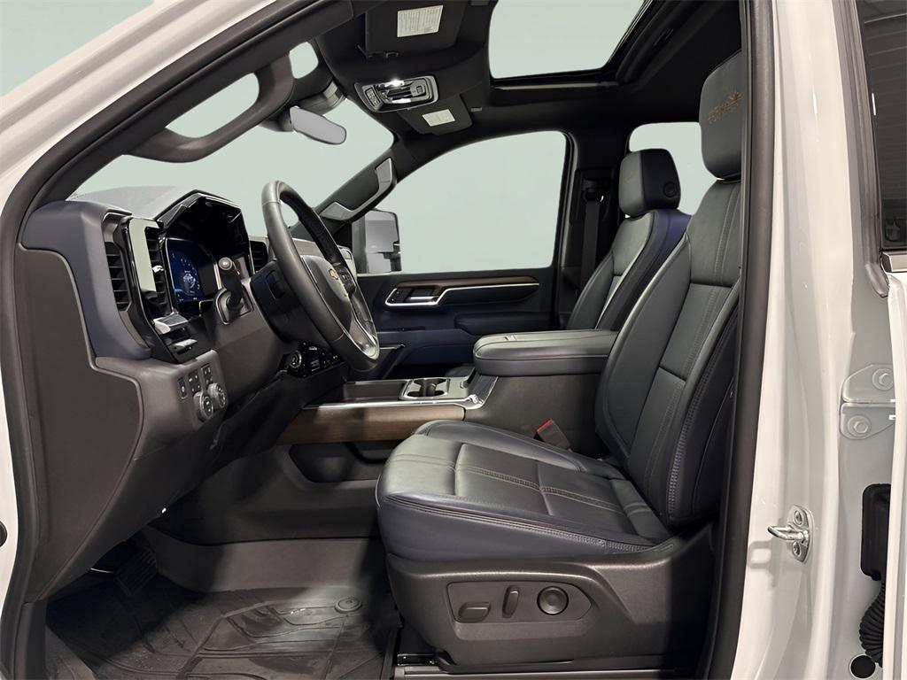 used 2025 Chevrolet Silverado 2500 car, priced at $76,547