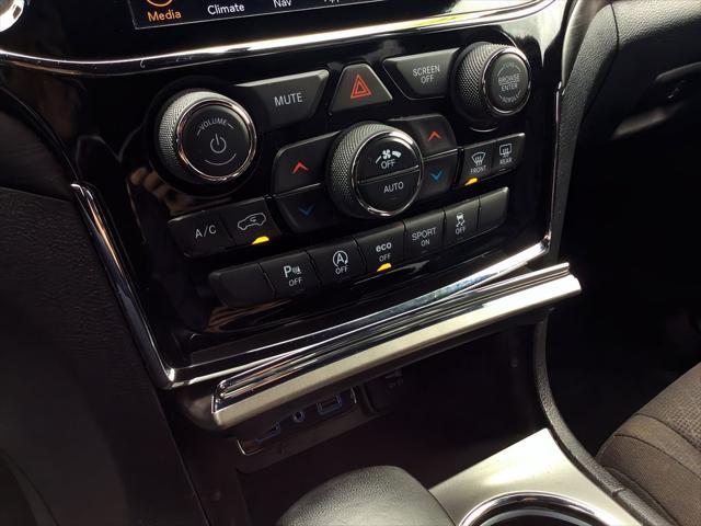 used 2020 Jeep Grand Cherokee car, priced at $22,955