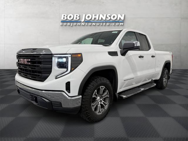 used 2023 GMC Sierra 1500 car, priced at $36,222