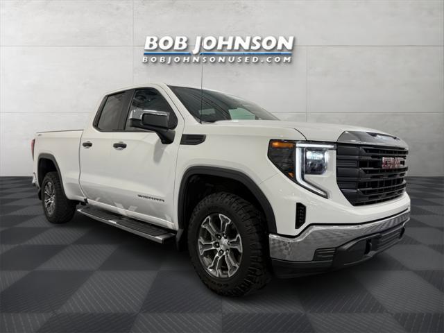 used 2023 GMC Sierra 1500 car, priced at $36,222