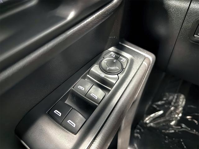 used 2023 GMC Sierra 1500 car, priced at $36,222
