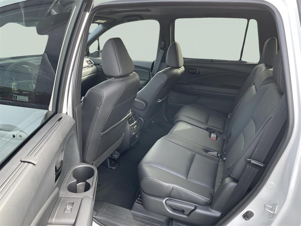 used 2022 Honda Passport car, priced at $34,367