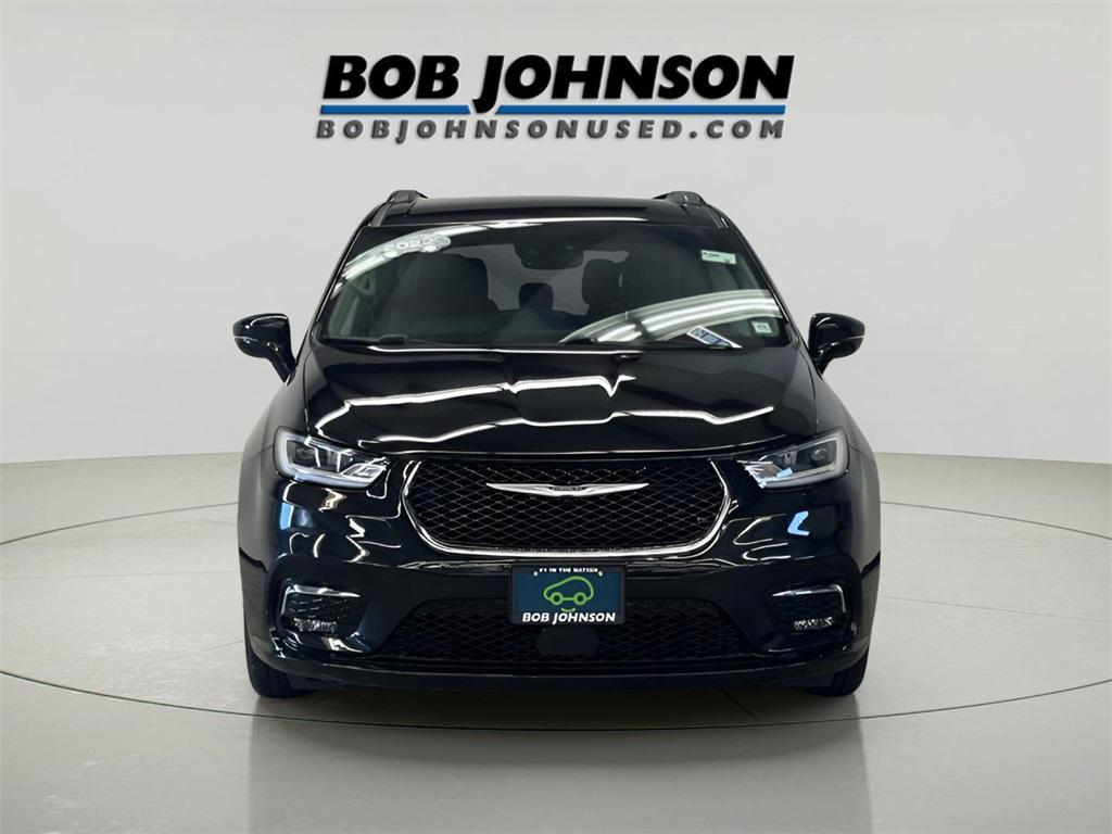 used 2022 Chrysler Pacifica car, priced at $27,942