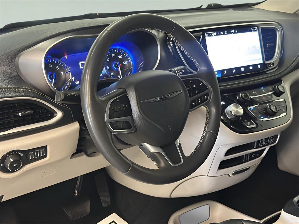 used 2022 Chrysler Pacifica car, priced at $27,942