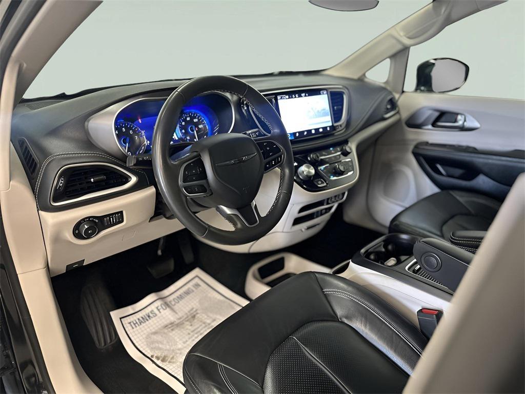 used 2022 Chrysler Pacifica car, priced at $27,942