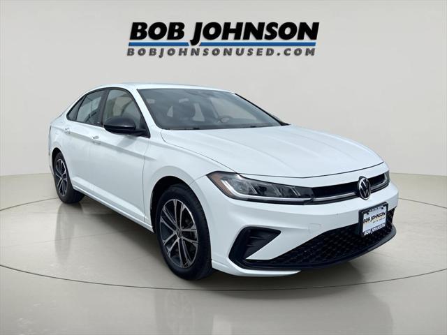 used 2025 Volkswagen Jetta car