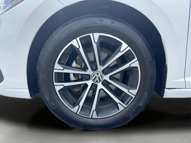 used 2025 Volkswagen Jetta car