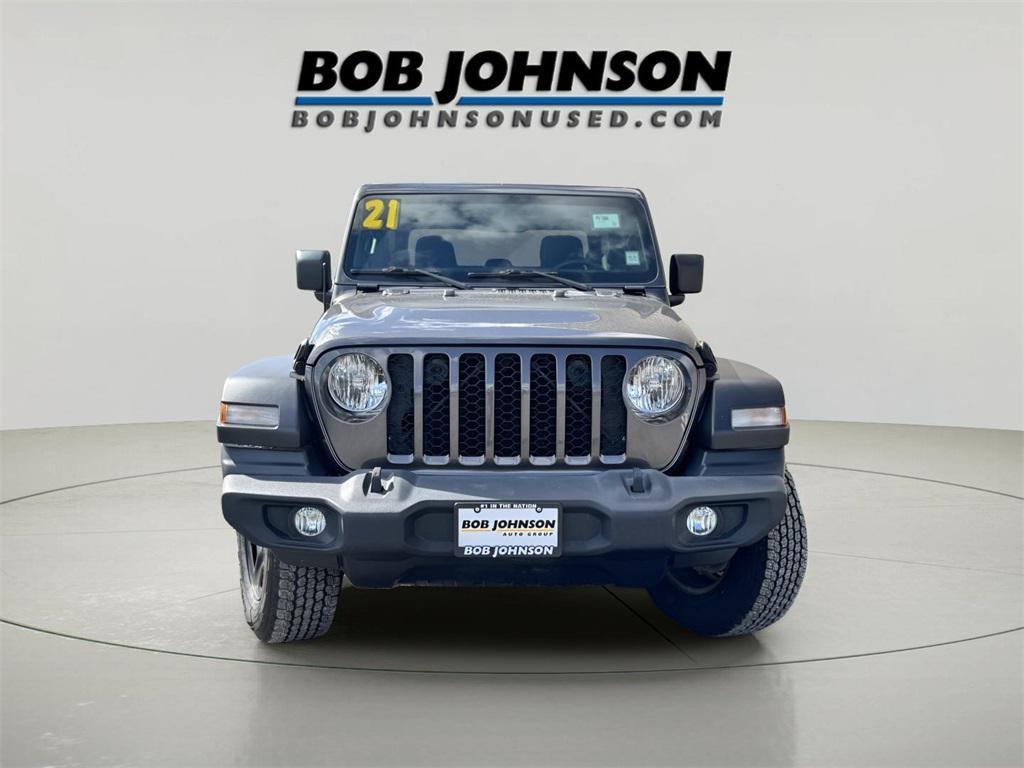 used 2021 Jeep Gladiator car, priced at $27,446
