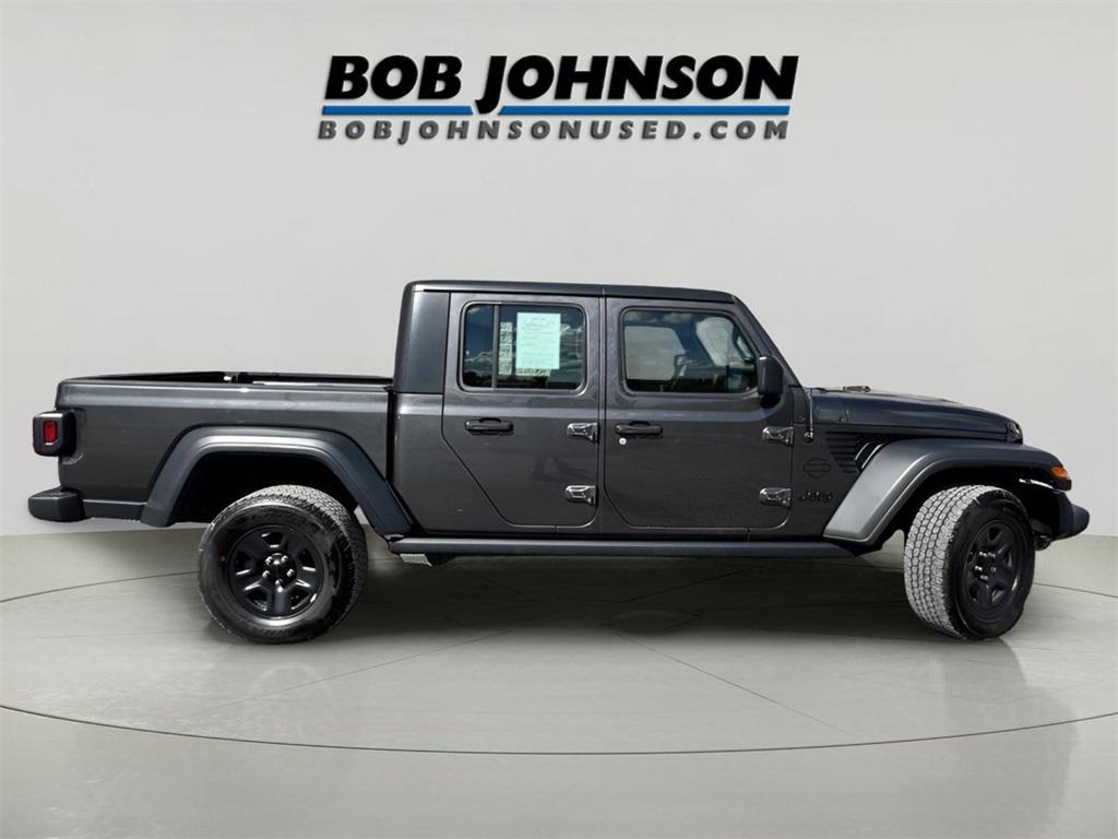 used 2021 Jeep Gladiator car, priced at $27,446