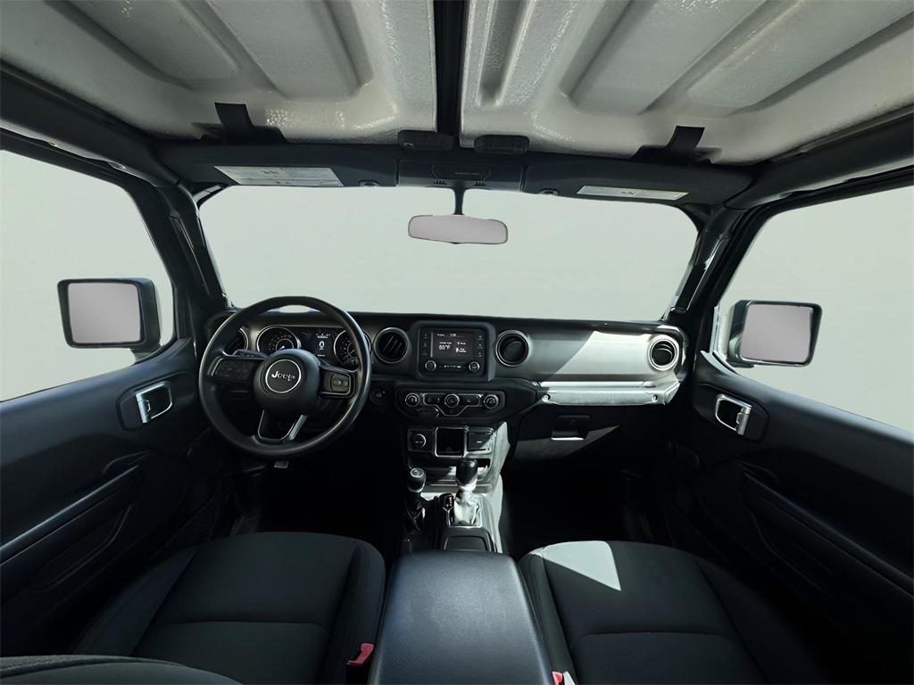 used 2021 Jeep Gladiator car, priced at $27,446