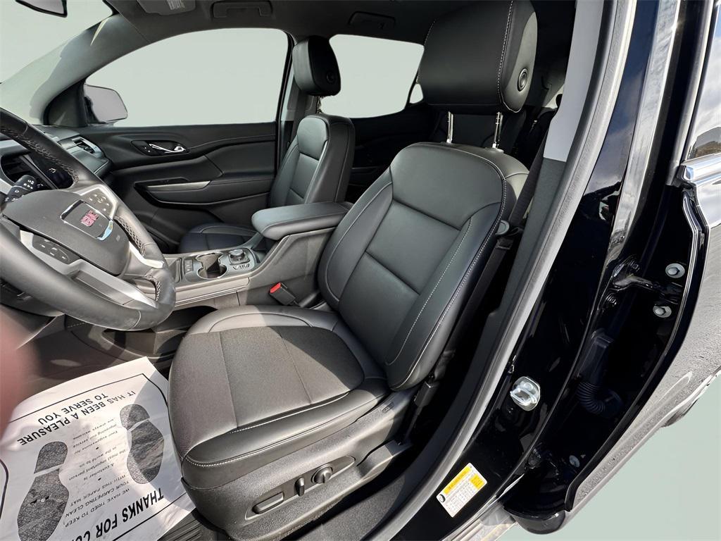 used 2023 GMC Acadia car, priced at $33,409