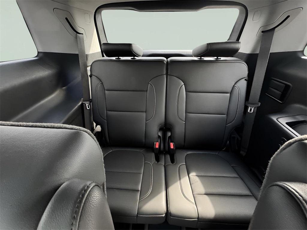 used 2023 GMC Acadia car, priced at $33,409
