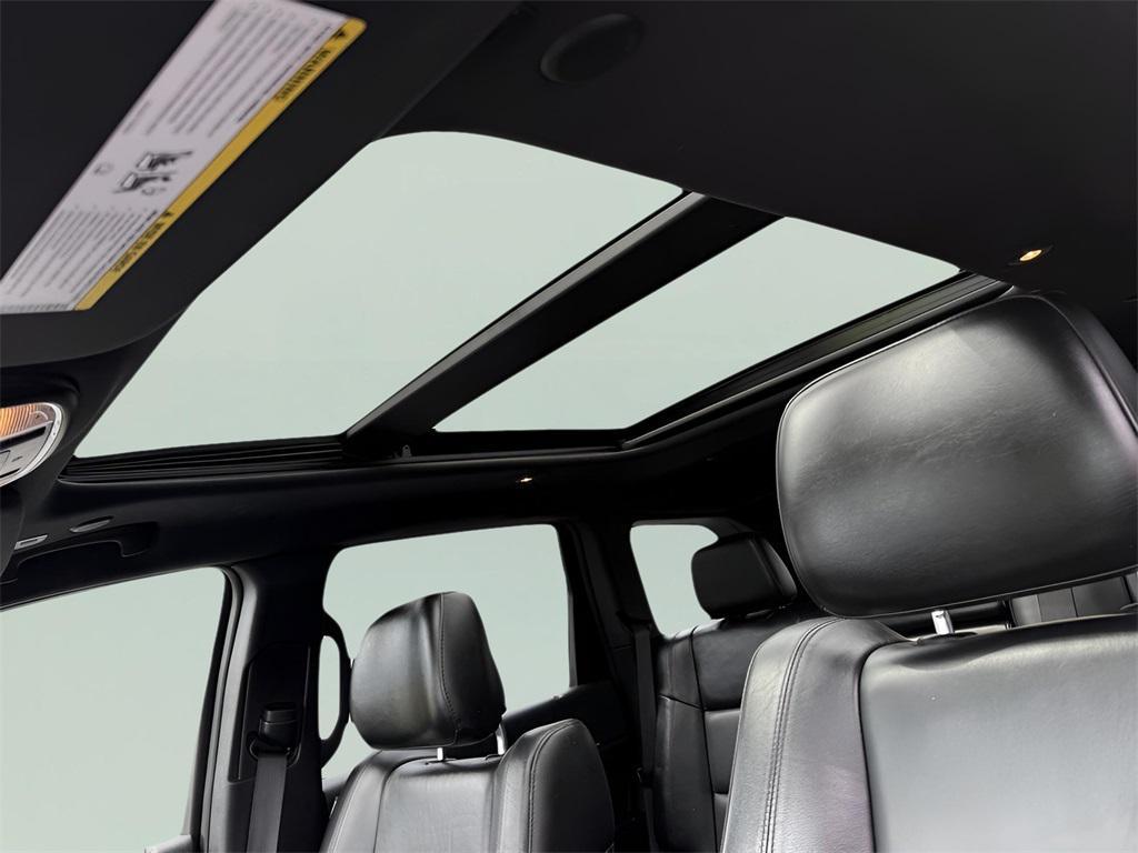 used 2021 Jeep Grand Cherokee car, priced at $22,396