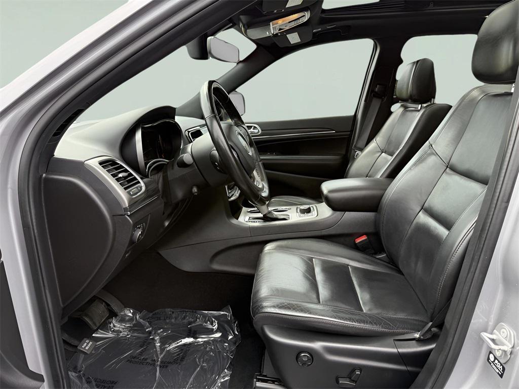 used 2021 Jeep Grand Cherokee car, priced at $22,396