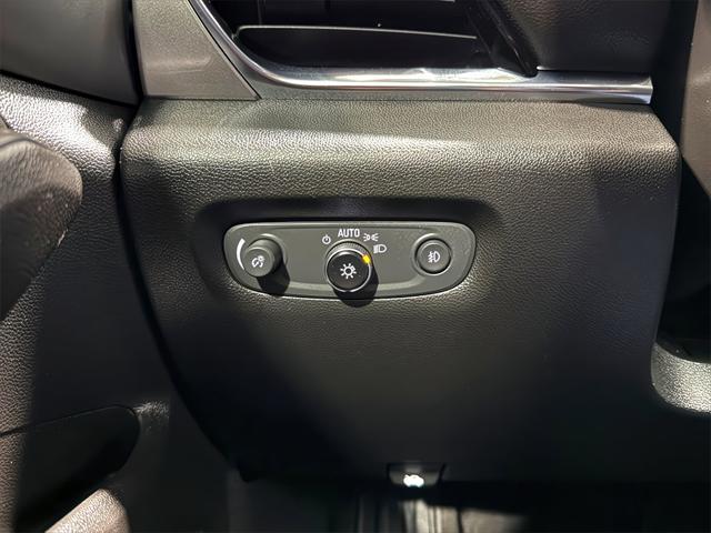 used 2018 Chevrolet Traverse car, priced at $13,900