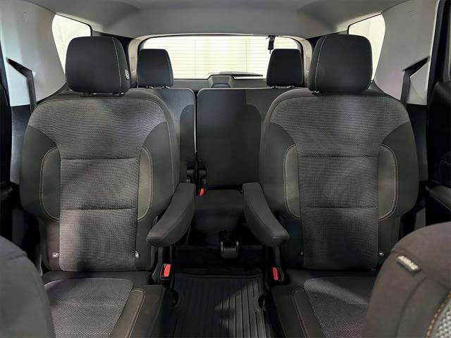 used 2018 Chevrolet Traverse car, priced at $13,900