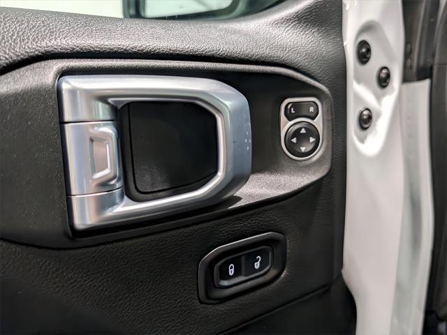 used 2021 Jeep Gladiator car, priced at $32,925