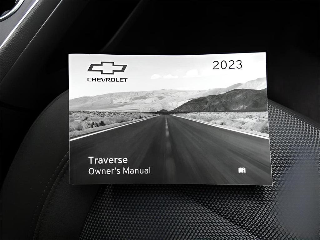 used 2023 Chevrolet Traverse car, priced at $30,855