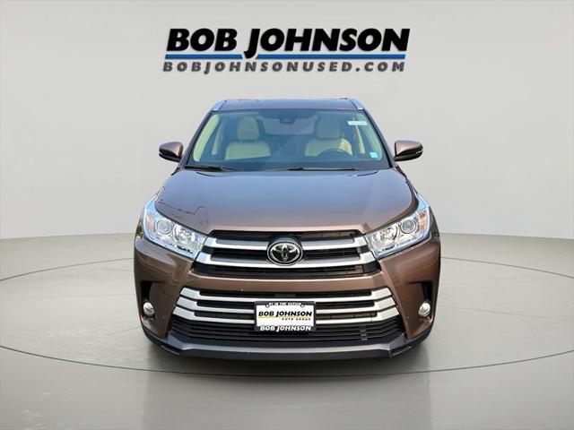used 2017 Toyota Highlander car, priced at $24,495