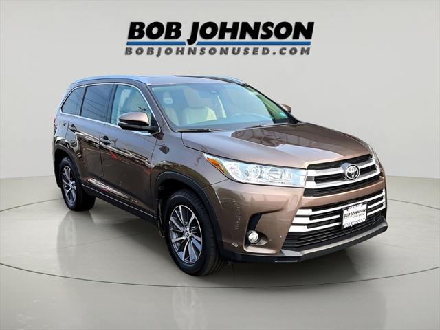 used 2017 Toyota Highlander car, priced at $24,495