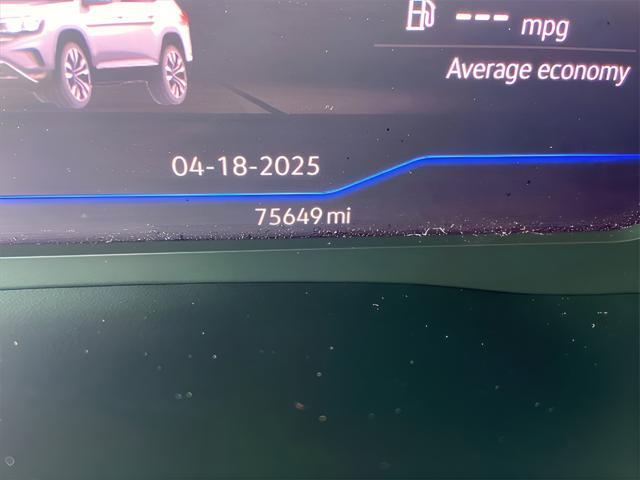 used 2021 Volkswagen Atlas car, priced at $21,999