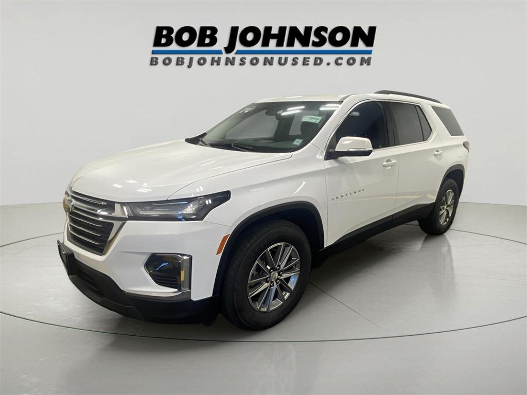 used 2023 Chevrolet Traverse car, priced at $31,426