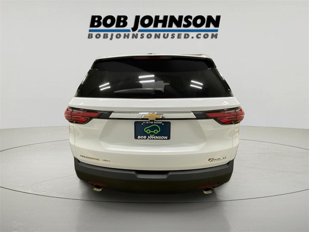 used 2023 Chevrolet Traverse car, priced at $31,426