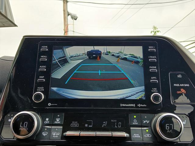 used 2022 Toyota Highlander Hybrid car, priced at $38,695