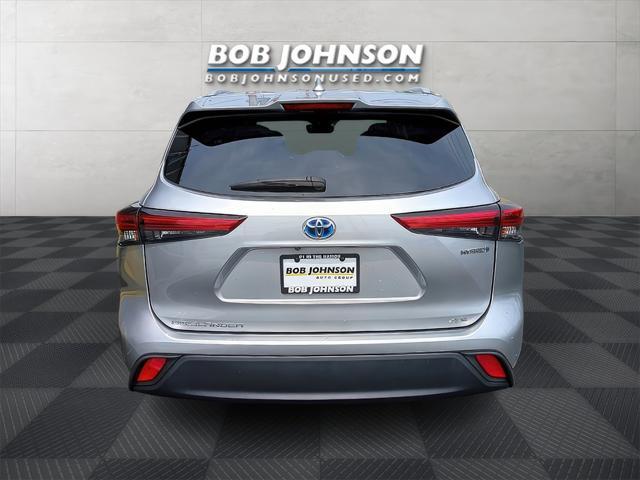 used 2022 Toyota Highlander Hybrid car, priced at $38,695