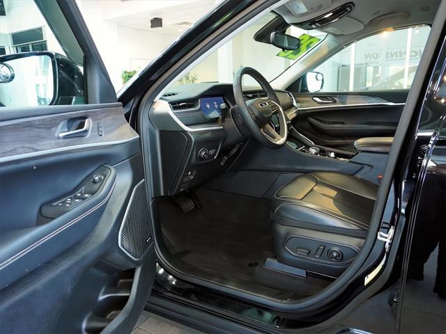 used 2023 Jeep Grand Cherokee car, priced at $35,841