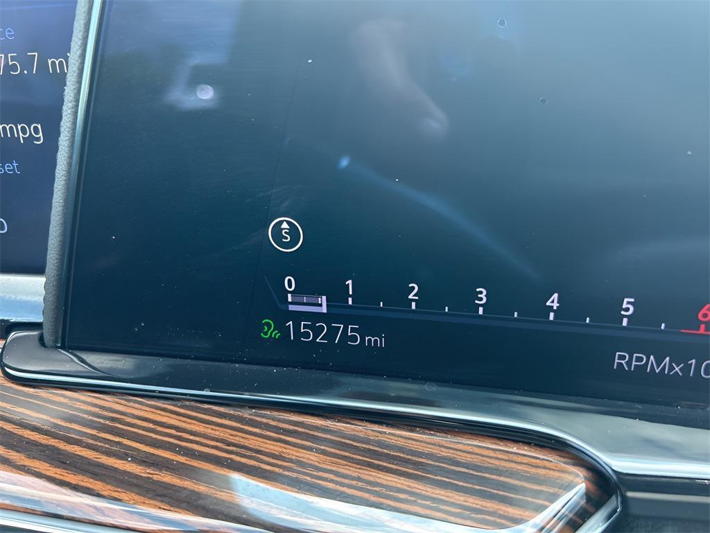 used 2024 Cadillac Escalade car, priced at $81,495