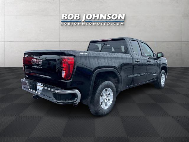 used 2022 GMC Sierra 1500 car, priced at $31,995