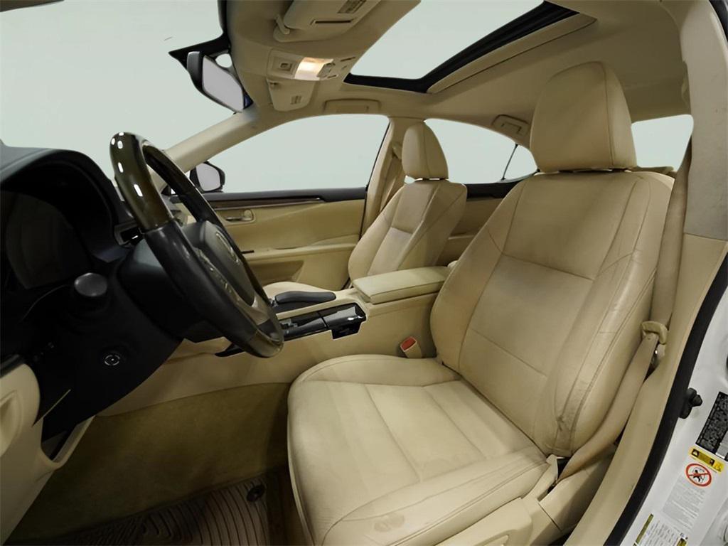 used 2014 Lexus ES 350 car, priced at $13,600