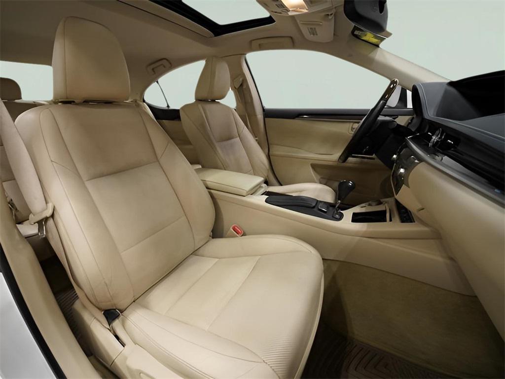 used 2014 Lexus ES 350 car, priced at $13,600