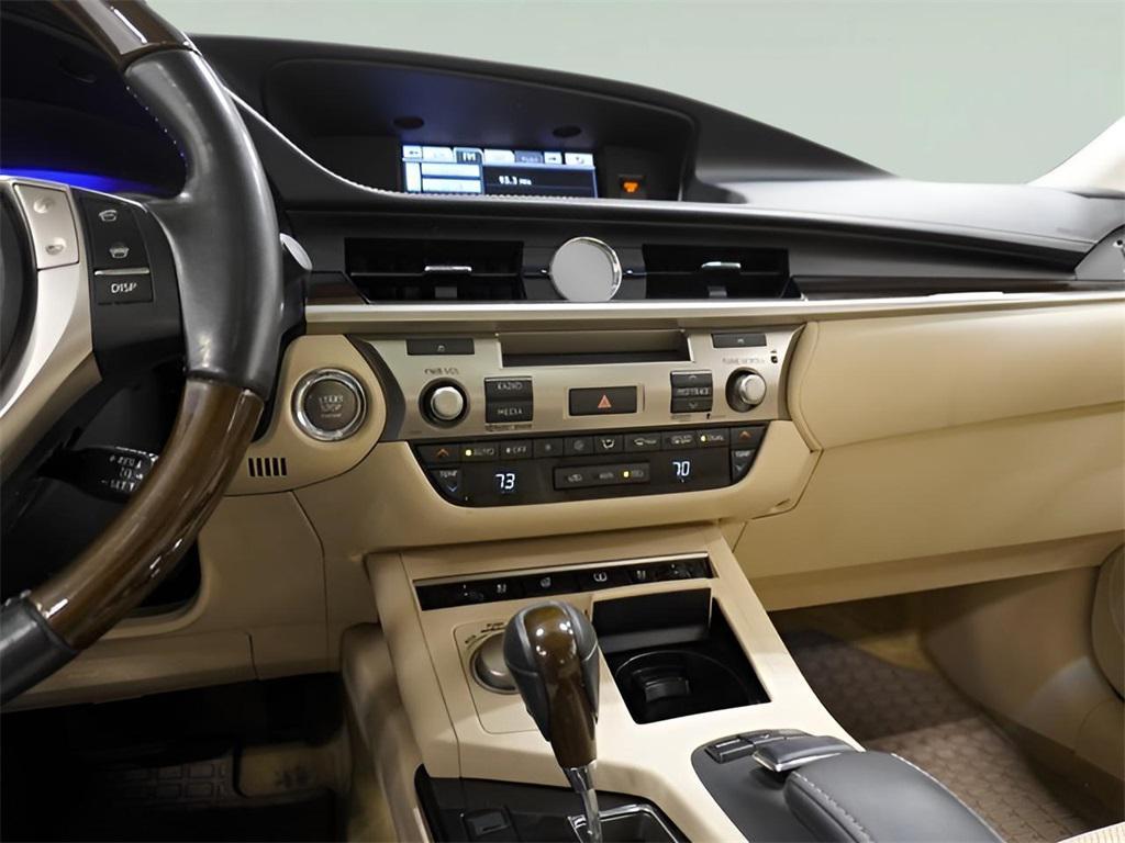 used 2014 Lexus ES 350 car, priced at $13,600