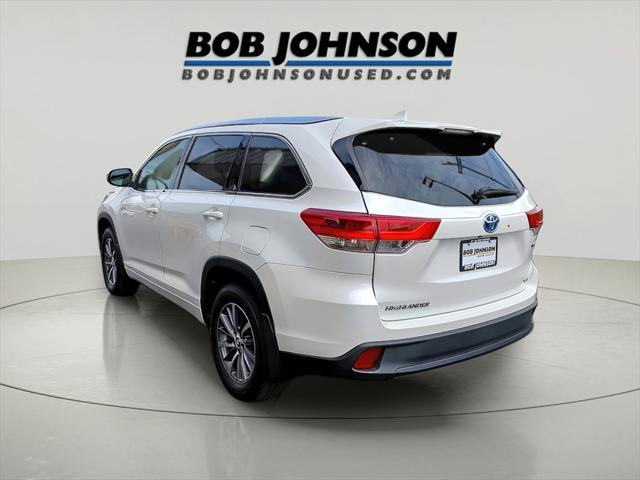 used 2017 Toyota Highlander Hybrid car, priced at $27,866