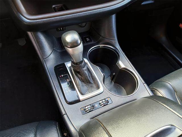 used 2015 Toyota Highlander car, priced at $19,795