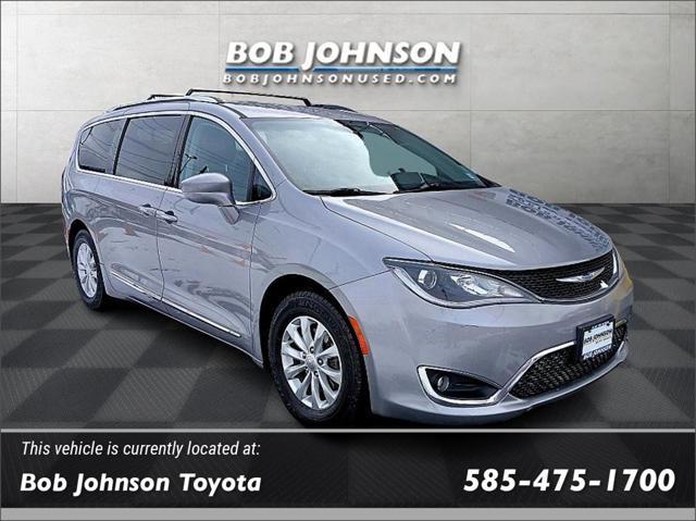 used 2019 Chrysler Pacifica car, priced at $17,291